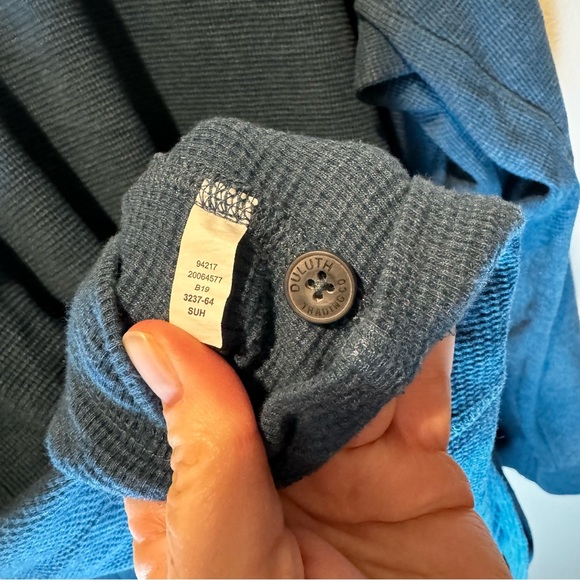 Duluth Trading Co. Men's 3XL Henley Waffle Knit Thermal Long Sleeve Burly Hoodie - Picture 5 of 6